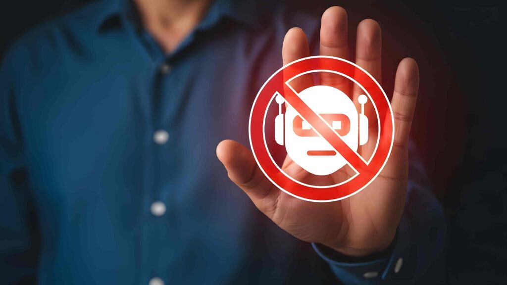 「AWSチャットボットは安全？導入前によくある不安と対策」のイメージ画像